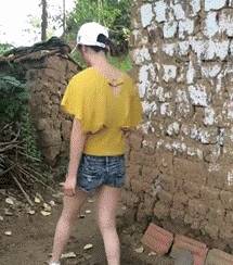 搞笑GIF：媳妇为什么死掉的螃蟹不能吃，你蒸的这锅黑螃蟹能吃吗？