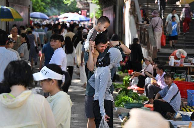 海南：山城好物 消费助农